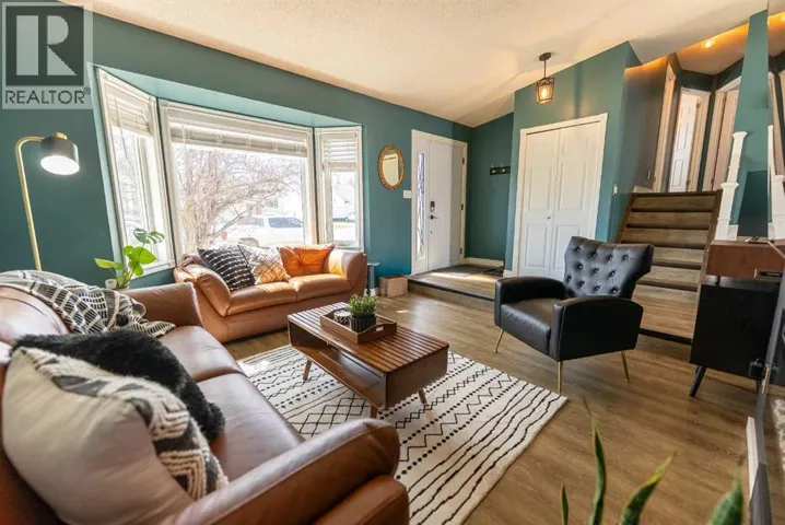 18 Dunlop Street, Red Deer, Alberta T4R2G6