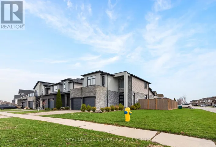 2147 WATEROAK DRIVE, London North (North S), Ontario N6G5B4