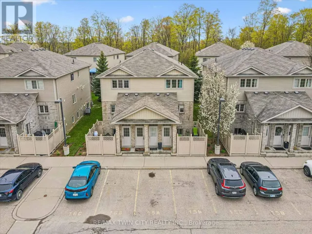 15B - 1941 OTTAWA STREET S, Kitchener, Ontario N2E0C2