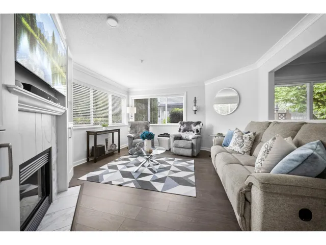 104 15342 20 AVENUE, Surrey, British Columbia V4A2A3
