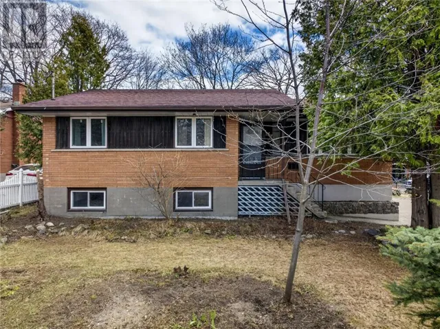 147 Harry, Sudbury, Ontario P3B3E3
