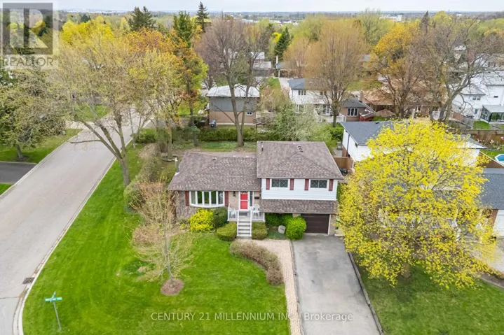 39 GREYSTONE CRESCENT, Brampton (Brampton South), Ontario L6Y2B2