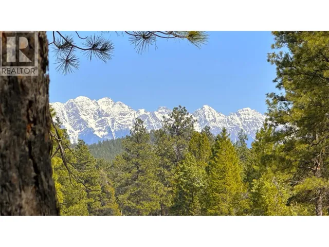121 Corral Boulevard, Cranbrook, British Columbia V1C0C2