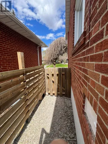 BASEMENT - 11 ELYNHILL DRIVE, Toronto (Willowdale West), Ontario M2R1C5