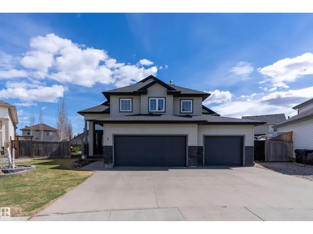 7 HUNTINGTON BA, Spruce Grove, Alberta T7X4K7