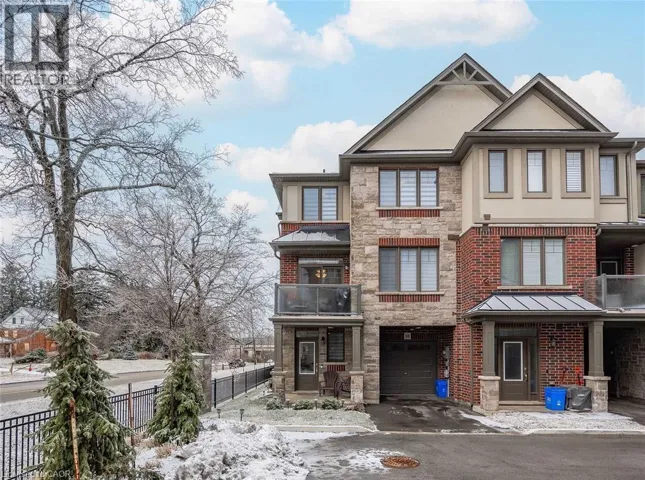 10 SHOWERS Lane, Ancaster, Ontario L9G0H2