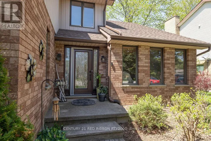 110 ROE STREET, Southwest Middlesex (Glencoe), Ontario N0L1N0