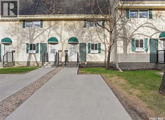 15 Killarney WAY, Regina, Saskatchewan S4S6V8