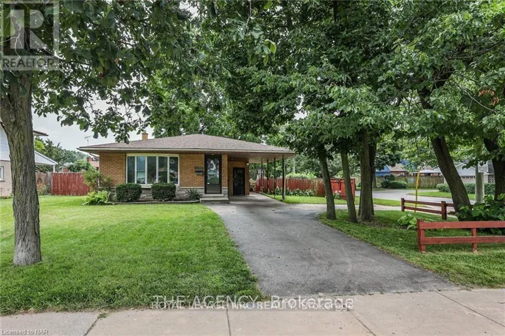 4492 DORCHESTER ROAD, Niagara Falls (Morrison), Ontario L2E6N4