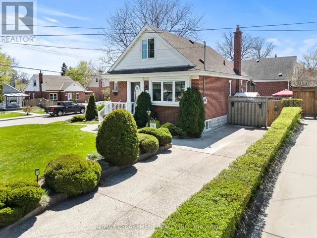 22 DUNDONALD AVENUE, Hamilton (Rosedale), Ontario L8K4Z9