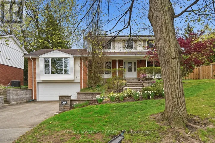 35 COWAN PLACE, London South (South R), Ontario N6C2X4