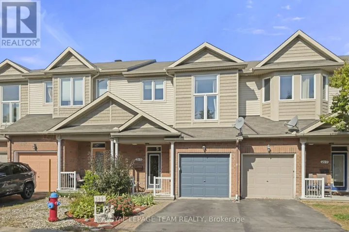 215 PARKROSE PRIVATE, Ottawa, Ontario K4A0N8