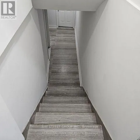 2 - 63 YORKLAND STREET, Richmond Hill (Devonsleigh), Ontario L4C9Z4