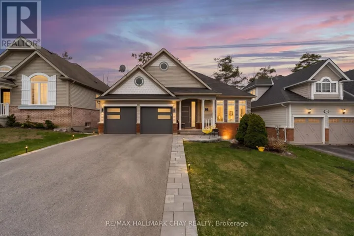 16 OAKMONT AVENUE, Oro-Medonte (Horseshoe Valley), Ontario L0L2L0
