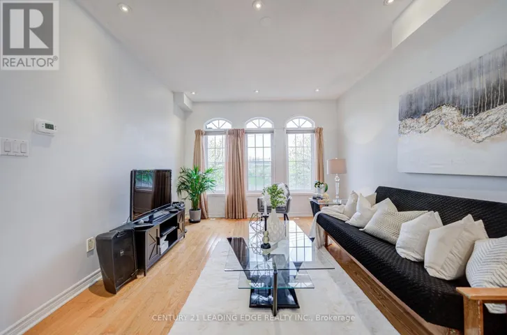 6604 OPERA GLASS CRESCENT, Mississauga (Meadowvale Village), Ontario L5W1R8