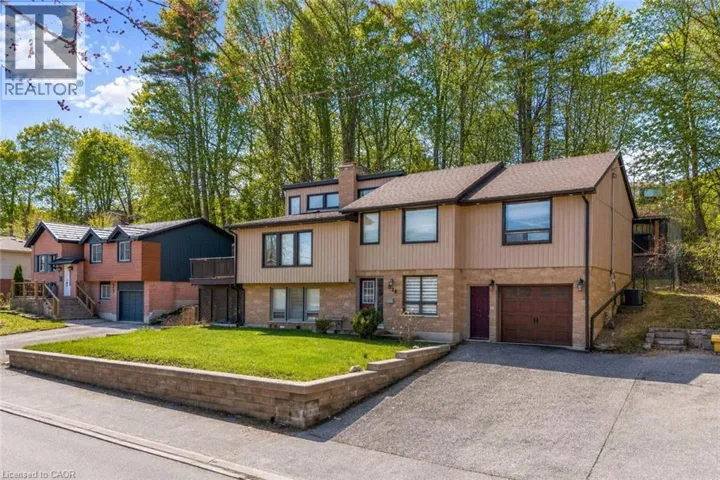 530 FOUNTAIN Street S, Cambridge, Ontario N3H1J3