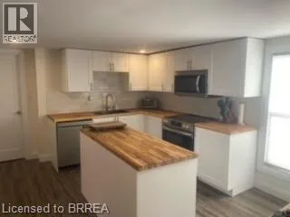 122 NELSON Street Unit# UPPER, Brantford, Ontario N3T2N4