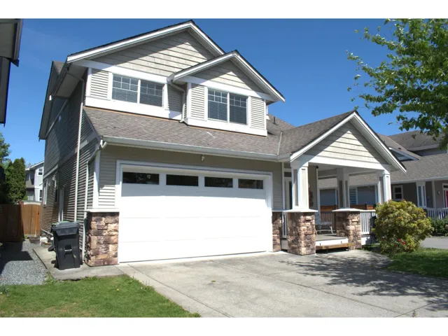 20177 71A AVENUE, Langley, British Columbia V2Y3A1