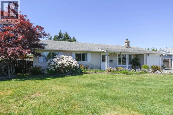 1935 Merino Pl, Comox, British Columbia V9M3X7