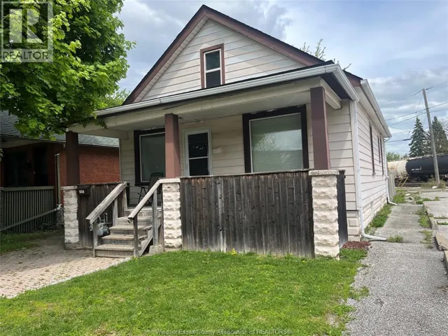 1650 MOY, Windsor, Ontario N8X3J8