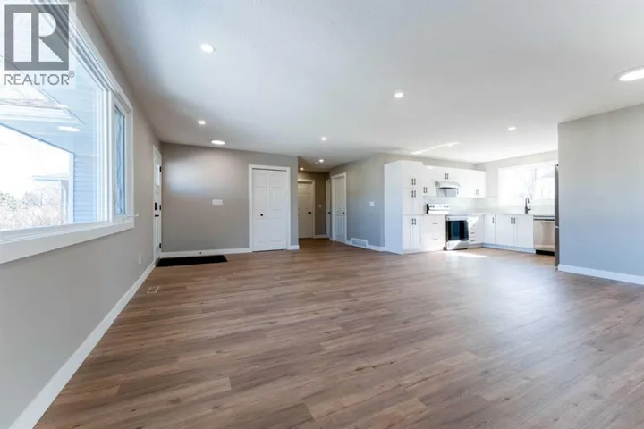 25 Osborne Street, Red Deer, Alberta T4N5C1