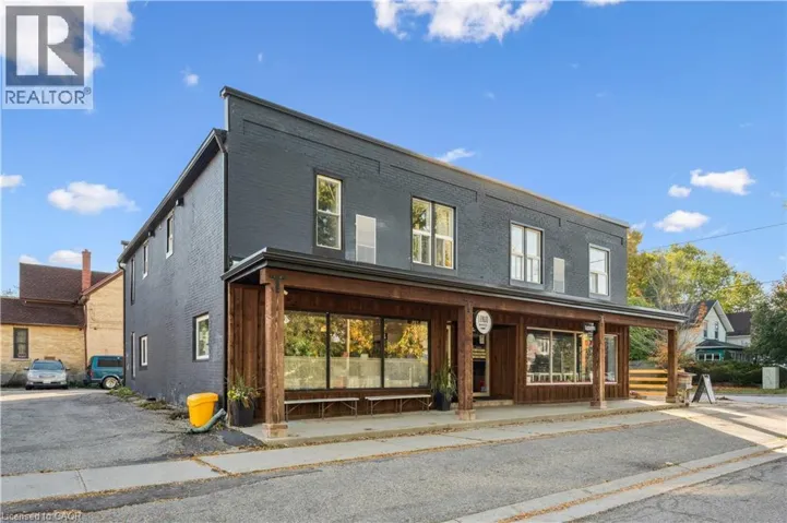 132 AHRENS Street W Unit# 3, Kitchener, Ontario N2H4C7