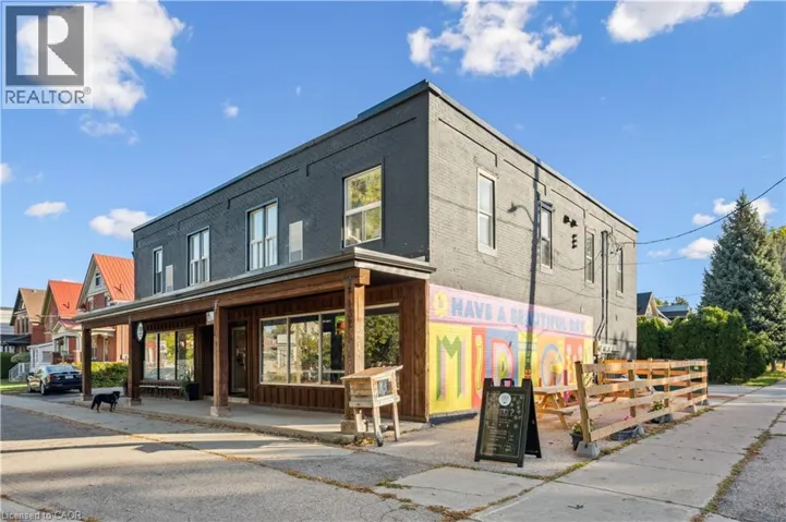 132 AHRENS Street W Unit# 2, Kitchener, Ontario N2H4C7