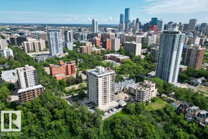 9737 112 ST NW, Edmonton, Alberta T5K1L3