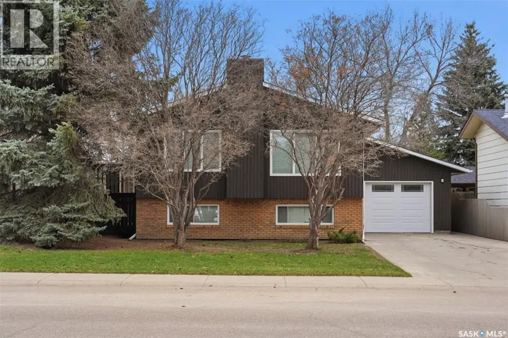 230 Silverwood ROAD, Saskatoon, Saskatchewan S7K5R9