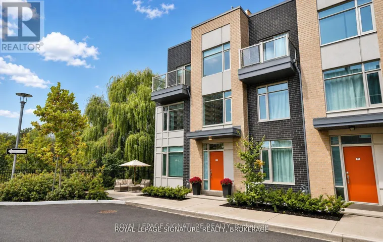 50 - 35 APPLEWOOD LANE, Toronto (Etobicoke West Mall), Ontario M9C0C1