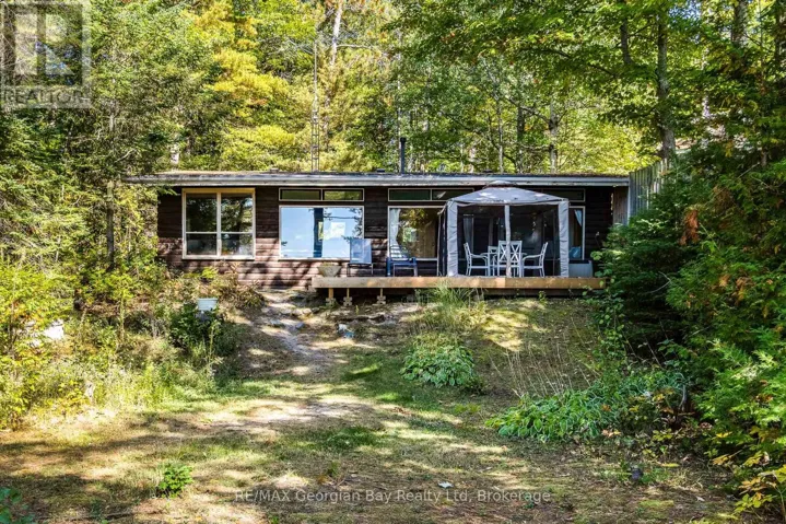 100 NOTTAWAGA DRIVE, Tiny, Ontario L0L2J0