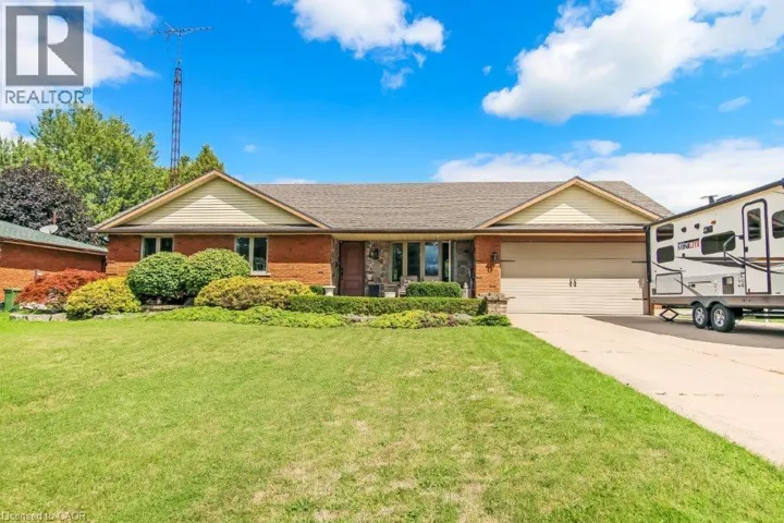 4 DONJON Boulevard, Port Dover, Ontario N0A1N7