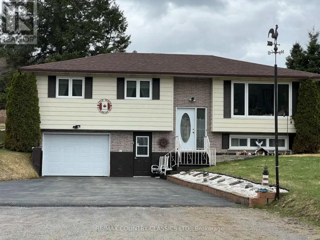 3559 SOUTH BAPTISTE LAKE ROAD, Highlands East (Cardiff Ward), Ontario K0L2A0