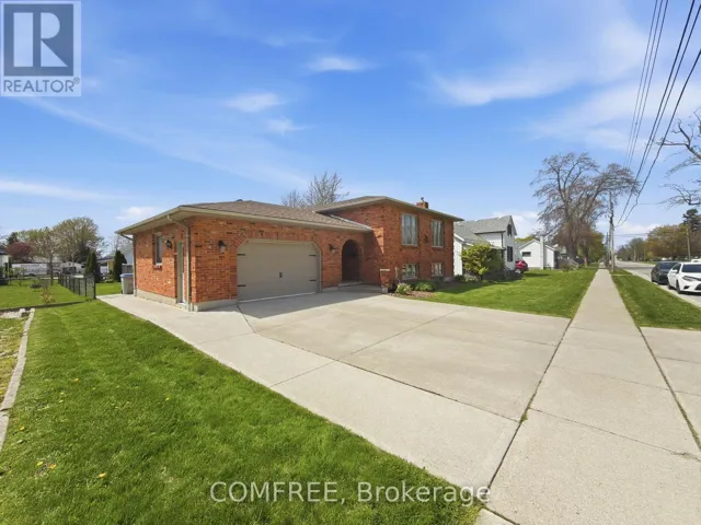 36 UNION STREET, Lambton Shores (Forest), Ontario N0N1J0