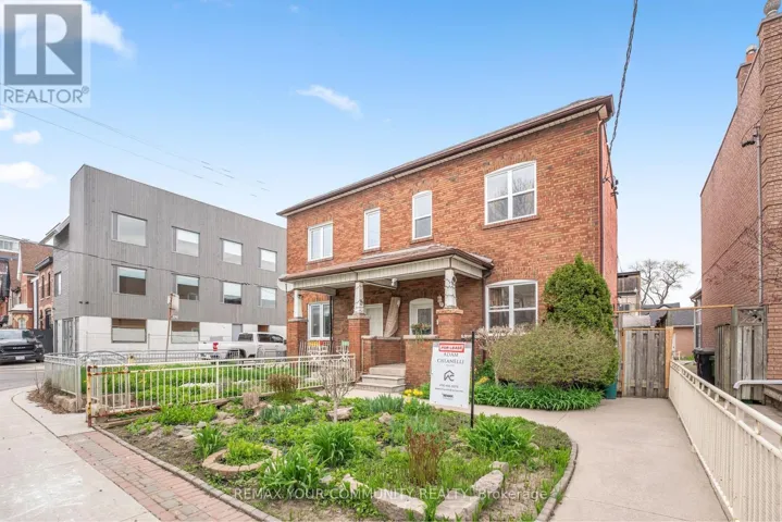 UPPER - 151 DOVERCOURT ROAD, Toronto (Trinity-Bellwoods), Ontario M6J3C5