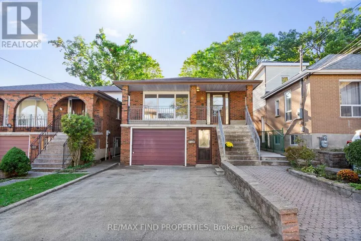 16 MCDONALD AVENUE, Toronto (Oakridge), Ontario M1L3Y8