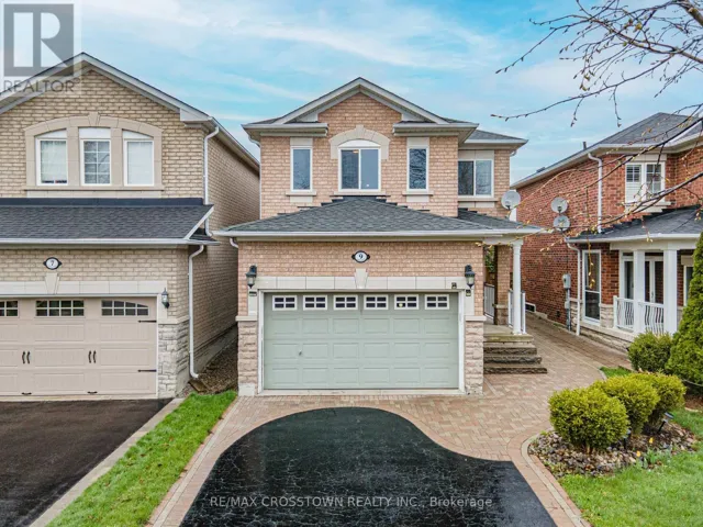 9 CORAL CRESCENT, Richmond Hill (Oak Ridges), Ontario L4E4B6