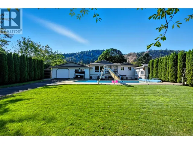 5996 Todd Hill Crescent, Kamloops, British Columbia V2C4X8