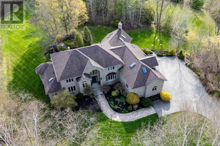 6472 MCNIVEN COURT, Burlington, Ontario L7P0K7