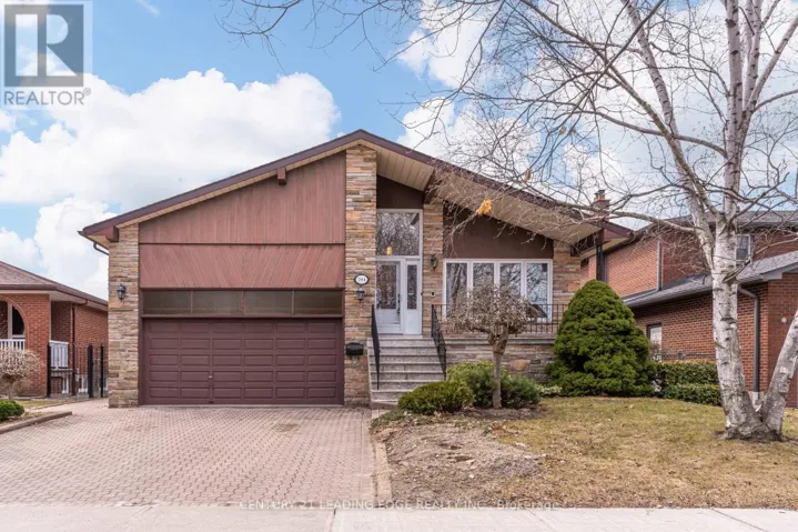 704 HILLMAN CRESCENT, Mississauga (Applewood), Ontario L4Y2J2