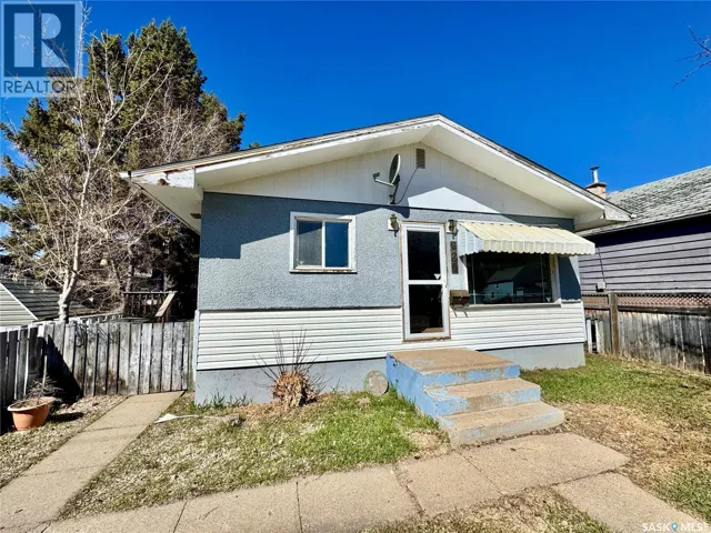 624 7th STREET E, Prince Albert, Saskatchewan S6V0S8