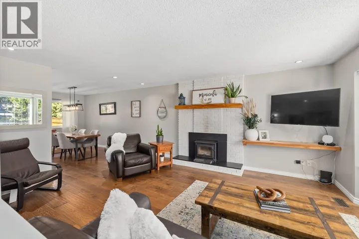 1715 IMPERIAL AVENUE, Port Coquitlam, British Columbia V3B5R6