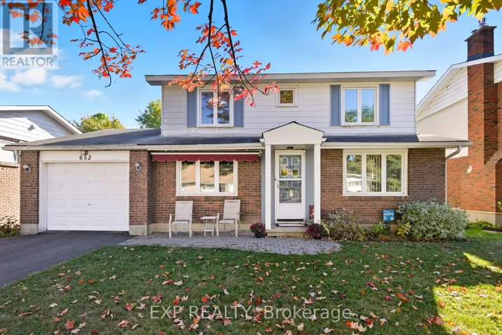 652 GLENHURST CRESCENT, Ottawa, Ontario K1J7B7