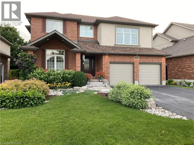 44 CRANE Crescent, Elmira, Ontario N3B3M3