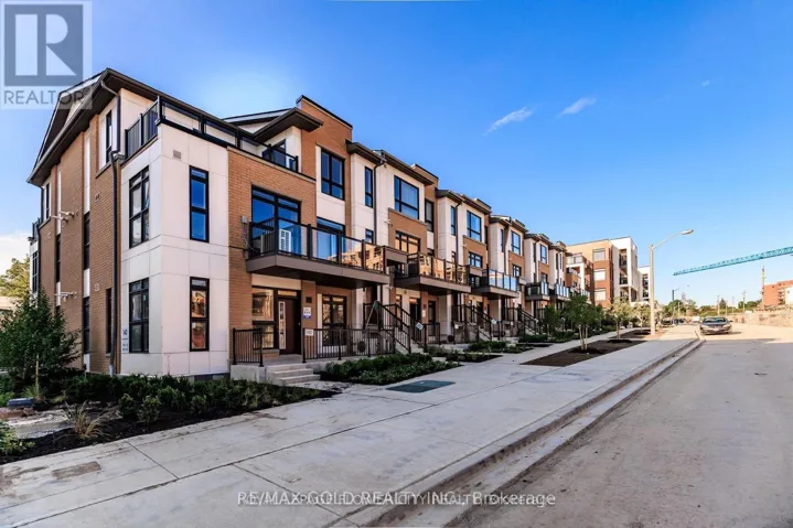 210 - 140 CANON JACKSON DRIVE, Toronto (Brookhaven-Amesbury), Ontario M6M0B9