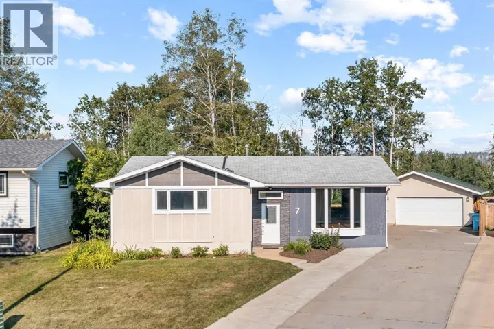 7 May Crescent, Fort McMurray, Alberta T9H1J8