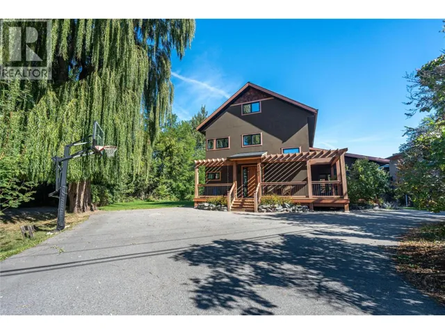 1702 Thornber Street, Summerland, British Columbia V0H1Z9