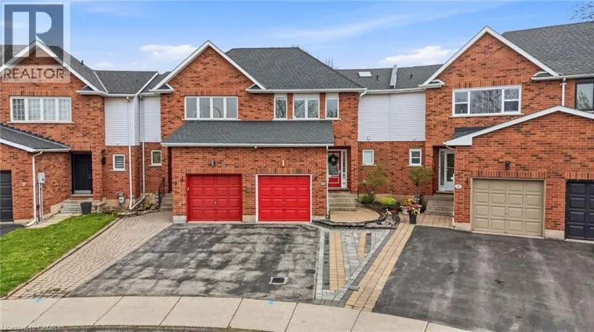 11 TOMAHAWK Drive, Grimsby, Ontario L3M5G4
