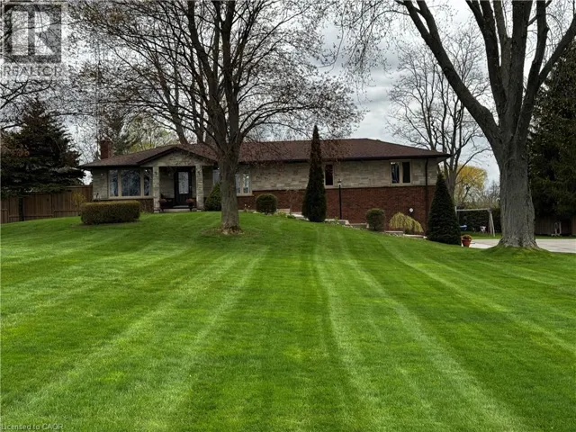 15 ORKNEY Road, Lynden, Ontario L0R1T0
