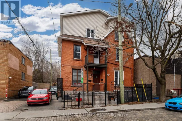 B - 172 COBOURG STREET, Ottawa, Ontario K1N8H5